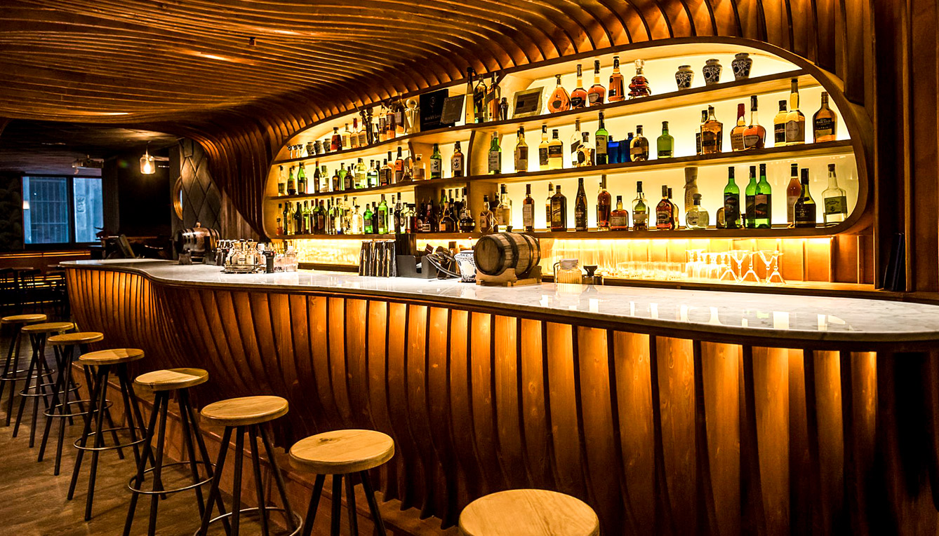 Un recorrido por las barras de bar más elegantes del mundo - Gentleman MX